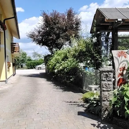 Апартаменты Mini Wellness Studio-near The Airport *