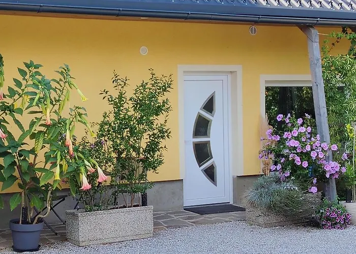 Mini Wellness Studio-near The Airport Appartamento *