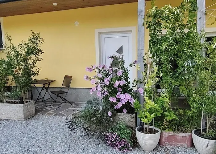 Appartement Mini Wellness Studio-near The Airport Smlednik